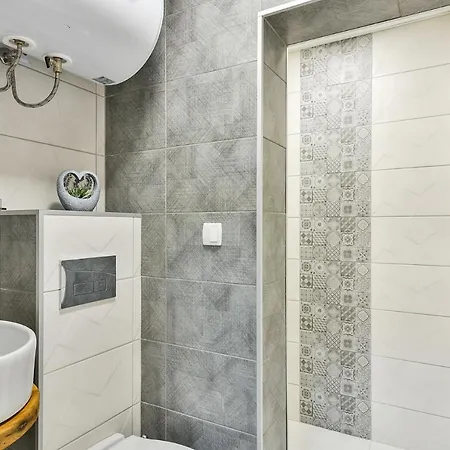 Location Flats In * Warna